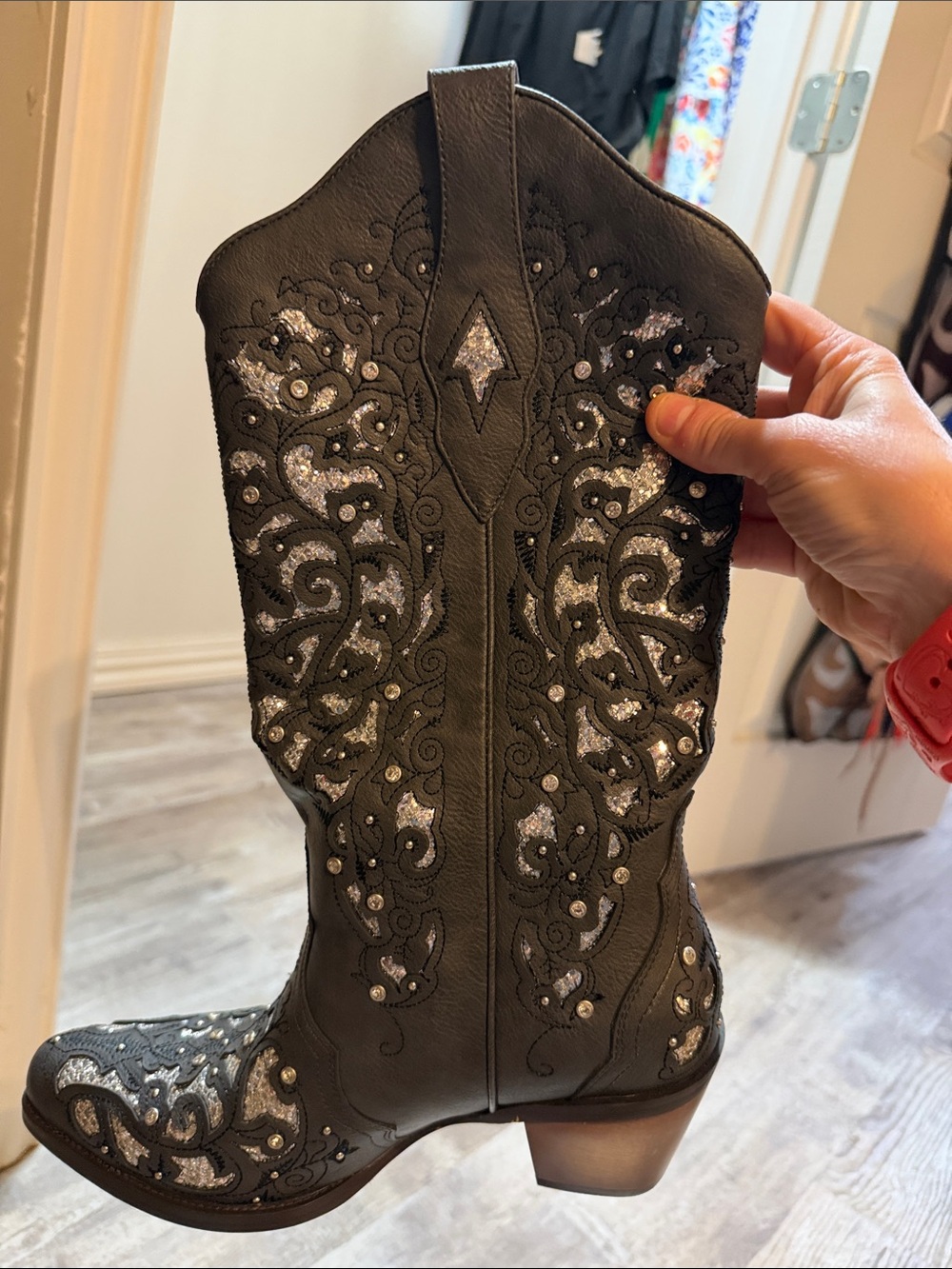 Embellished Black Western Cowboy Boots with Silver Glitter Accents